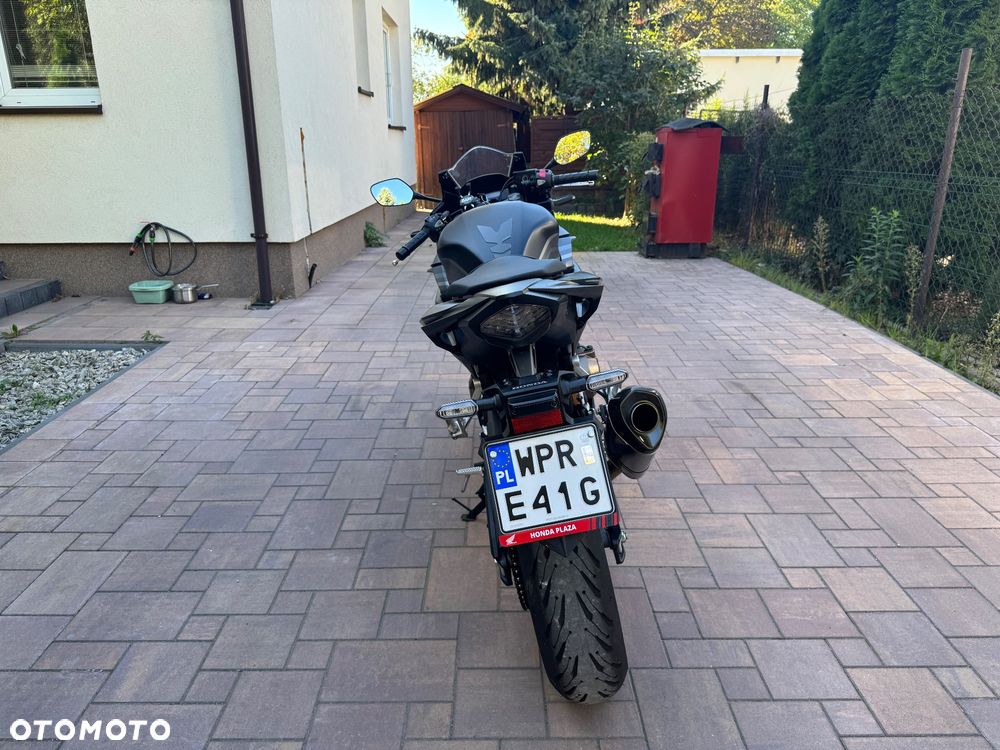 Honda CBR - 7