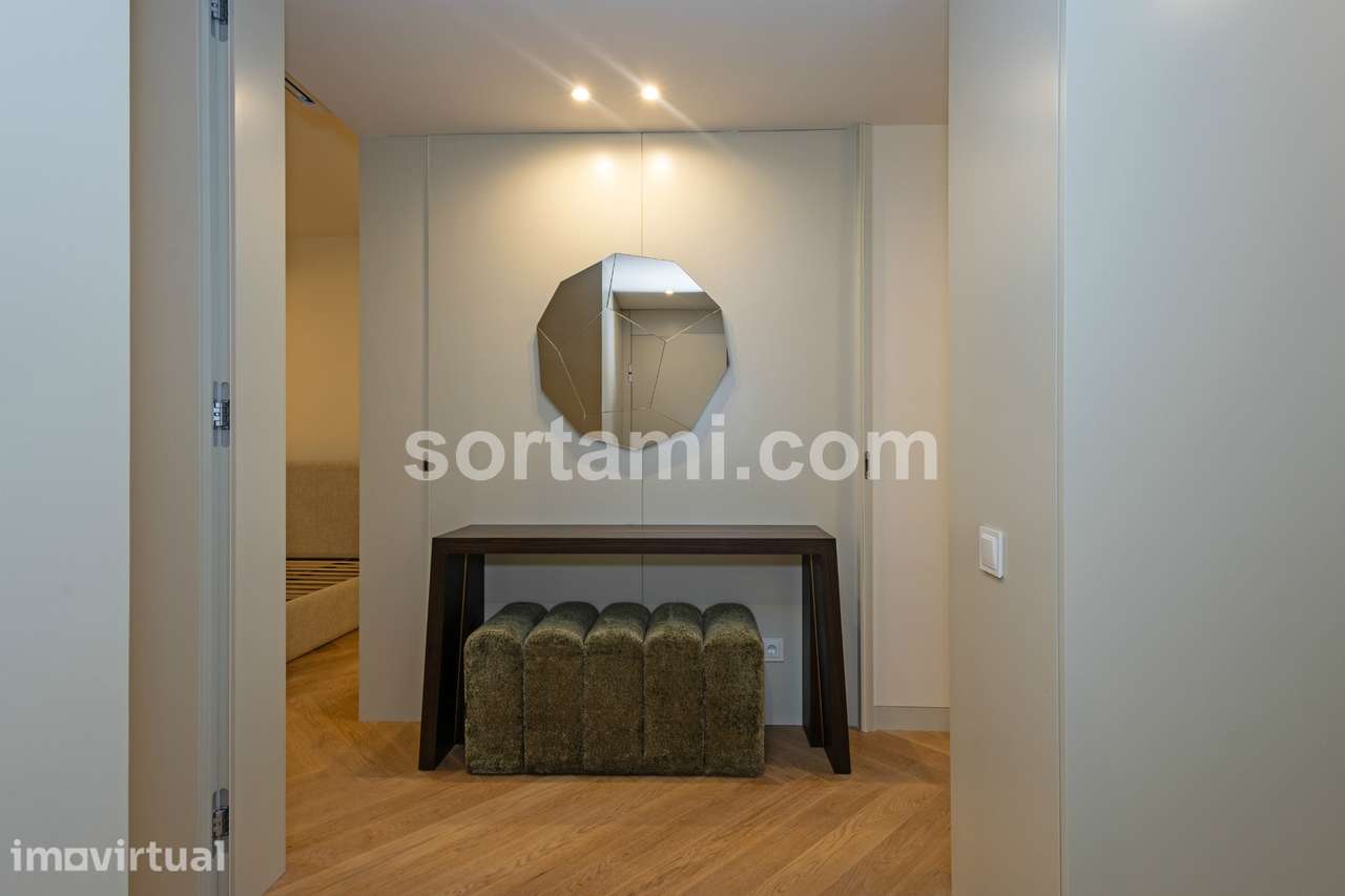 Apartamento T3 Venda em Cedofeita, Santo Ildefonso, Sé, Miragaia, São - Grande imagem: 4/38