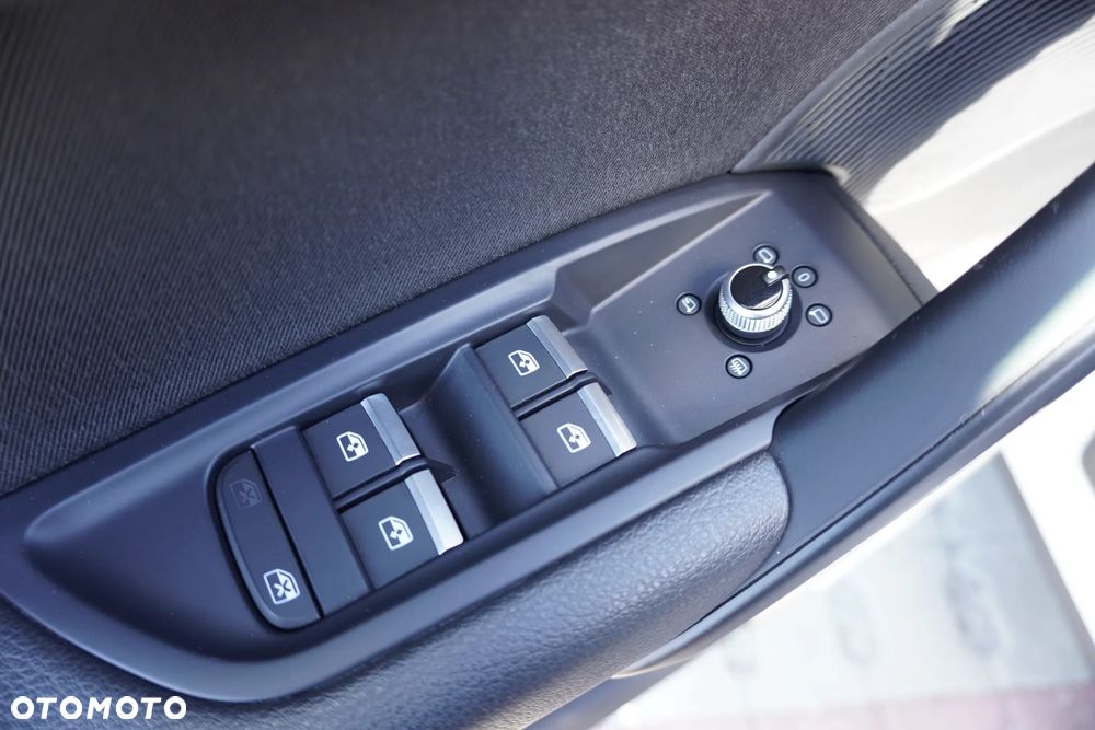 Audi Q5 2.0 TDI Quattro S tronic sport - 35