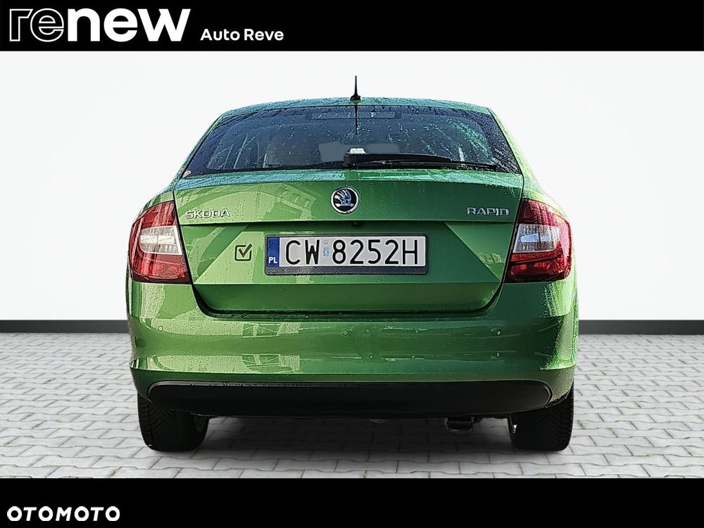 Skoda RAPID - 7