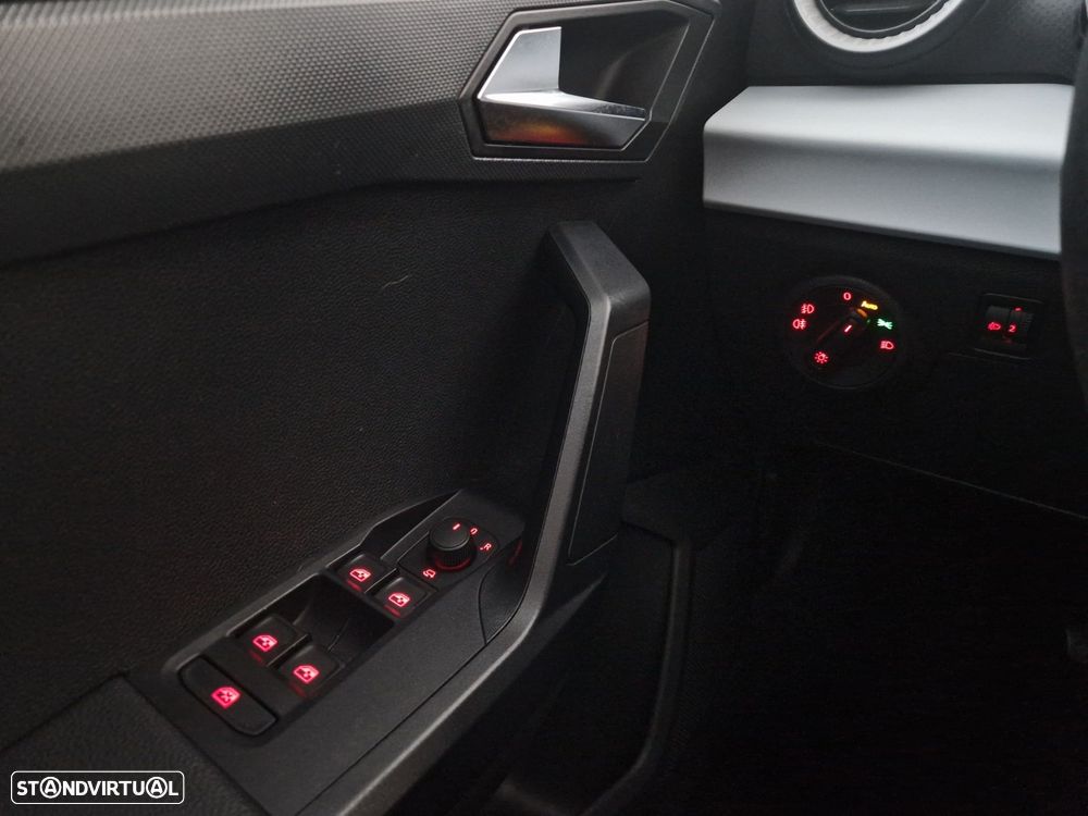 SEAT Arona 1.0 TSI Style - 17