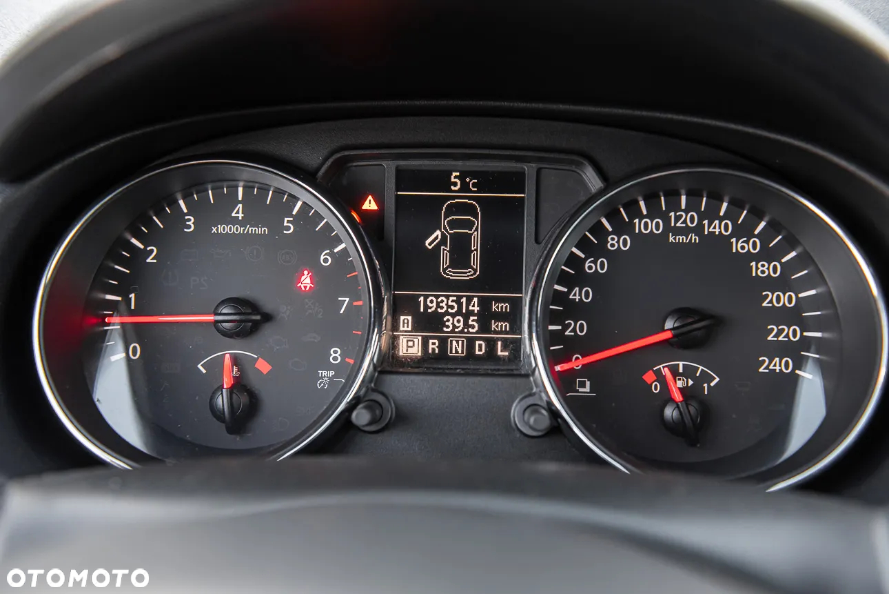 Nissan Qashqai - 17