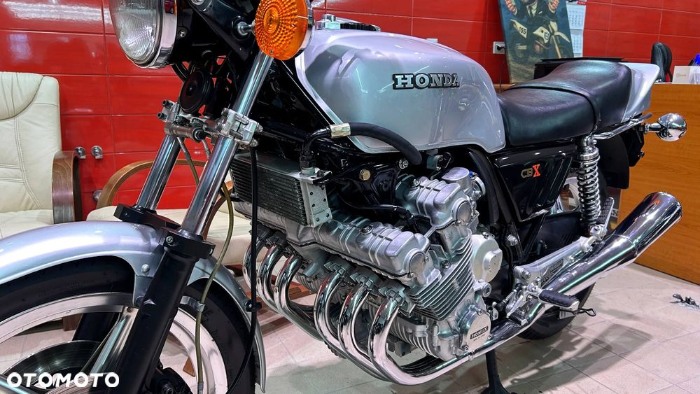 Honda CBX - 11
