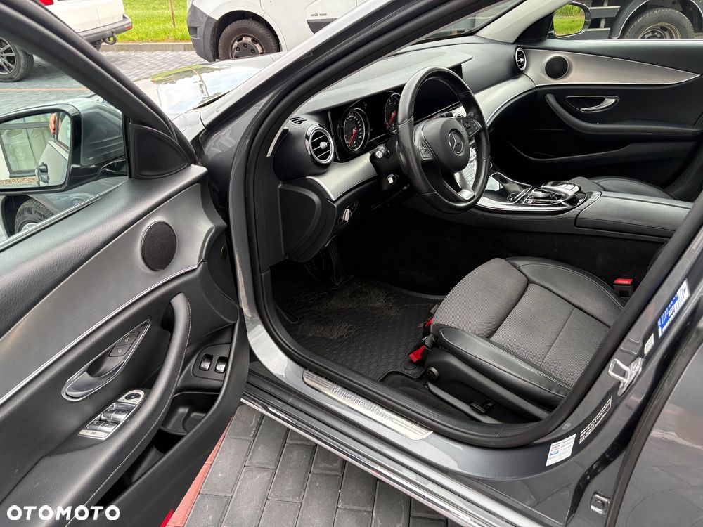 Mercedes-Benz Klasa E 200 d 9G-TRONIC Avantgarde - 8