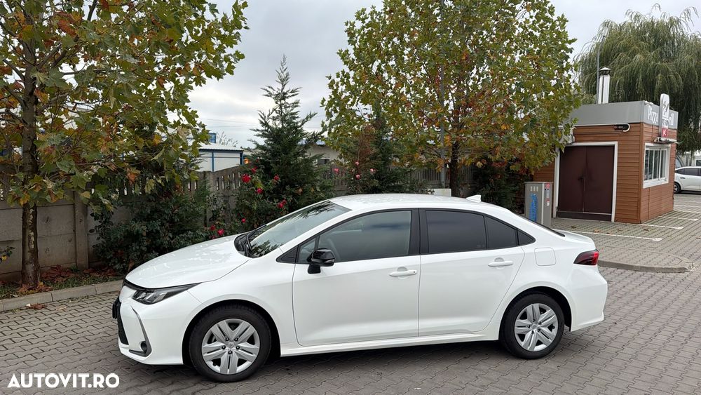 Toyota Corolla - 10