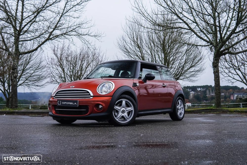 MINI 3 Portas Cooper D - 30