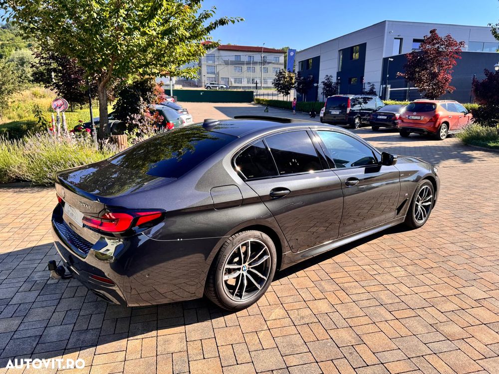 BMW Seria 5 520d Aut. M Sport Edition - 2