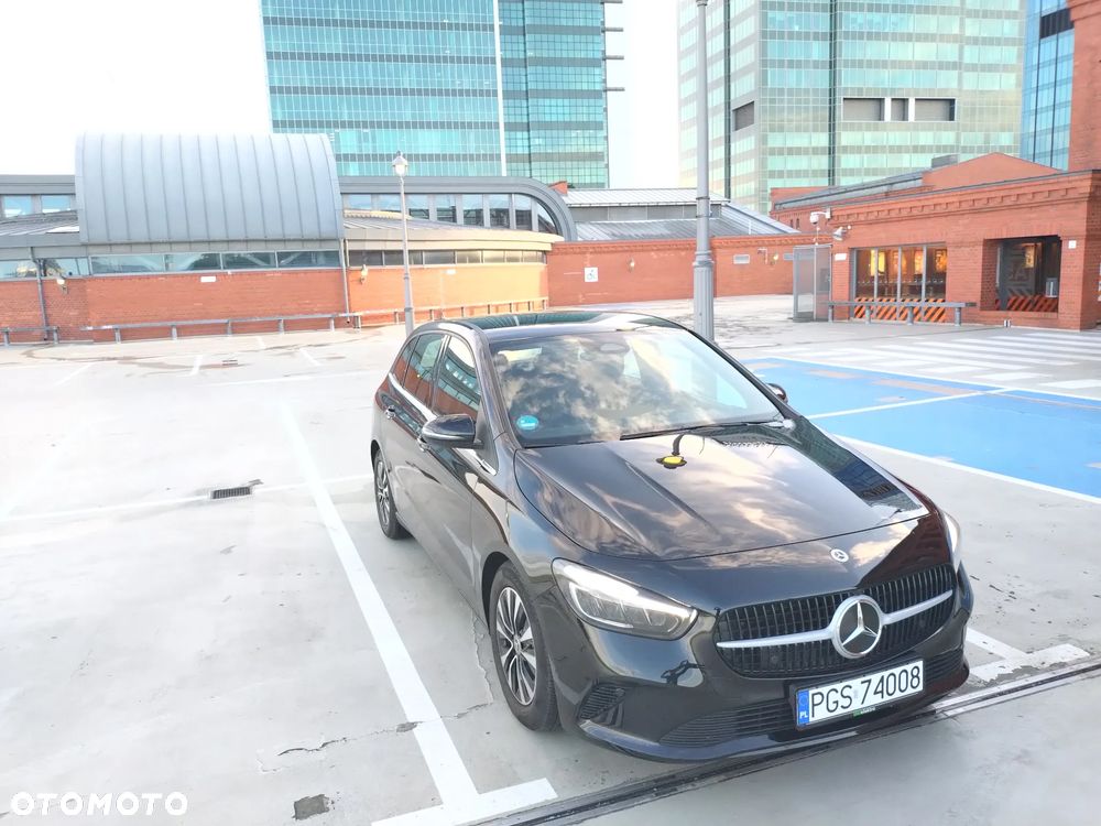 Mercedes-Benz Klasa B 180 d 8G-DCT Entry - 11