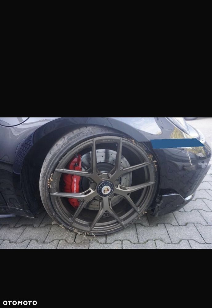 Porsche 911 Carrera Turbo - 4