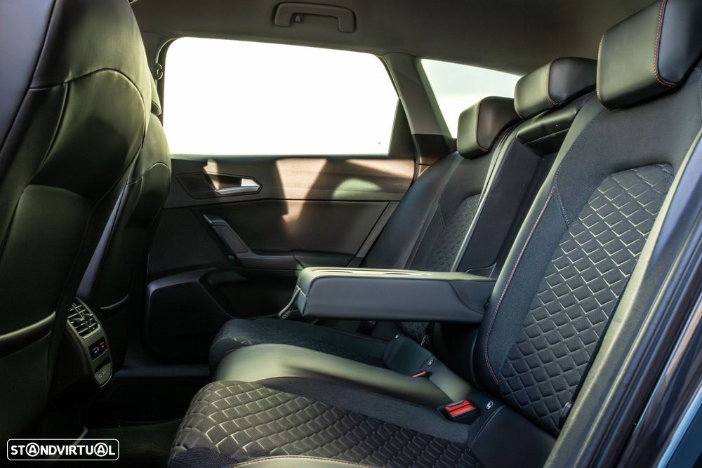 SEAT Leon ST 2.0 TDI FR DSG - 27