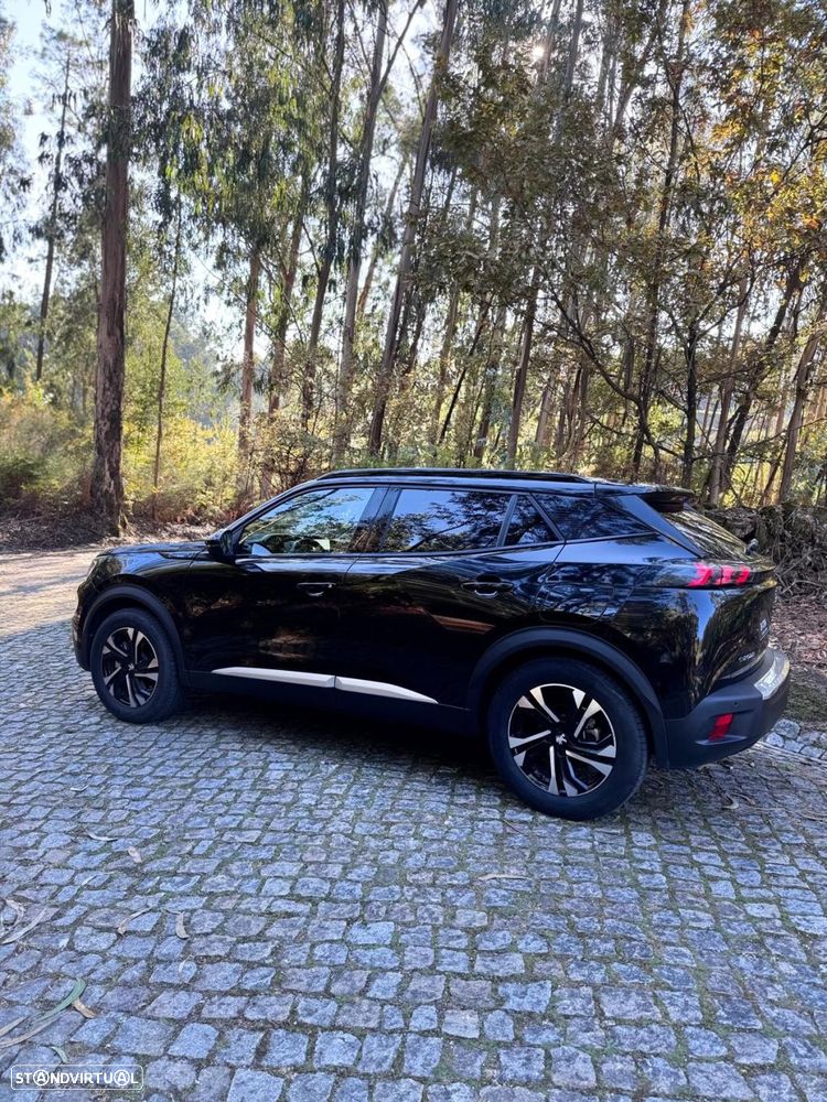 Peugeot e-2008 50 kWh GT - 8