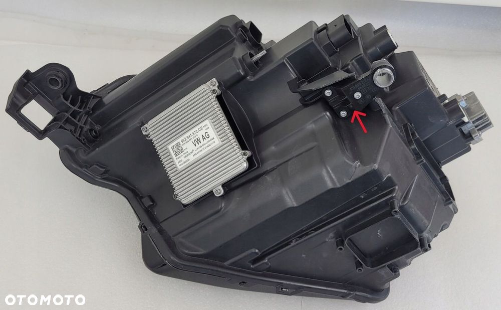 LAMPA PRAWA SKODA KAROQ LIFT ,, CRYSTAL LIGHTING,, 2021- 57B941036 - 9