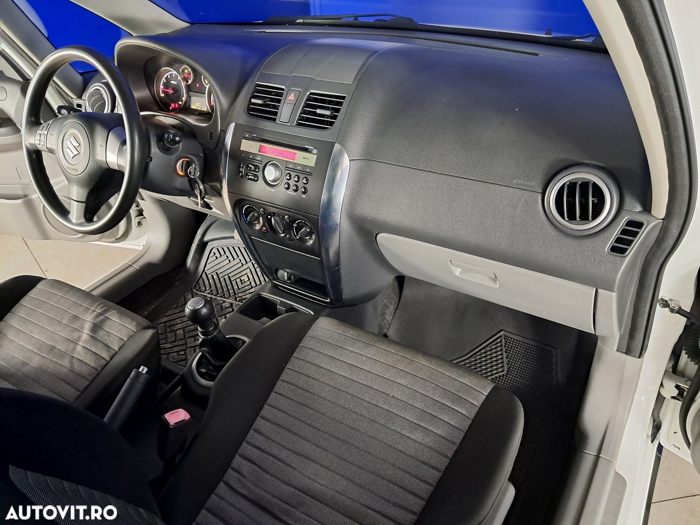 Suzuki SX4 - 16