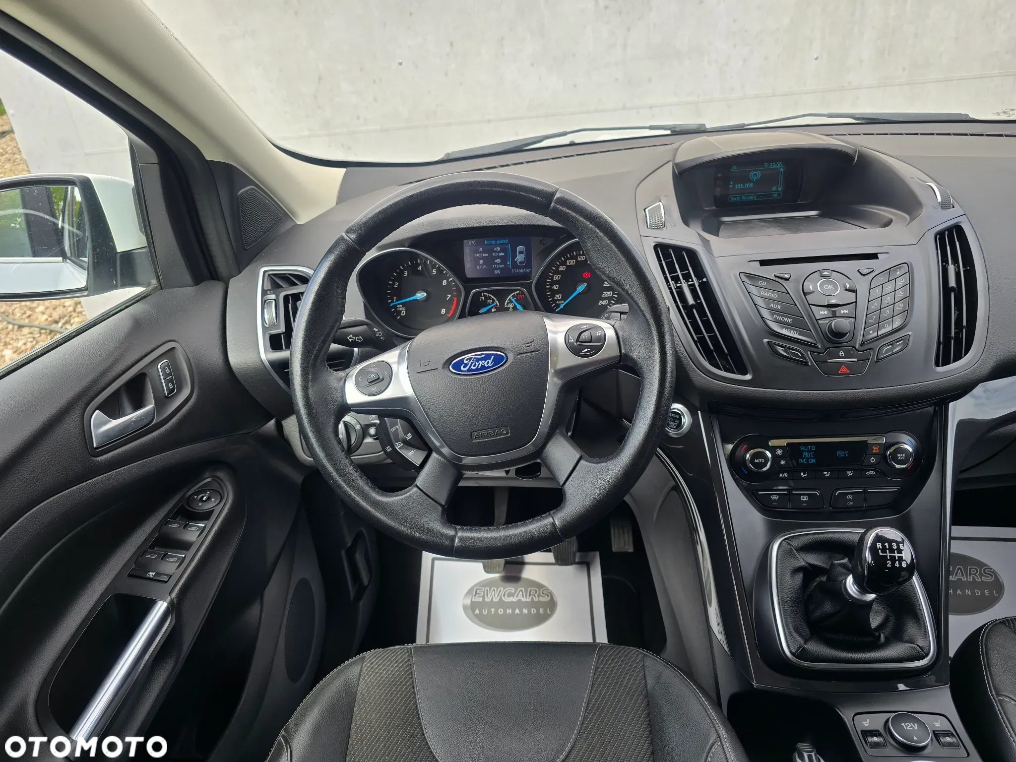 Ford Kuga 1.6 EcoBoost 2x4 Titanium - 8