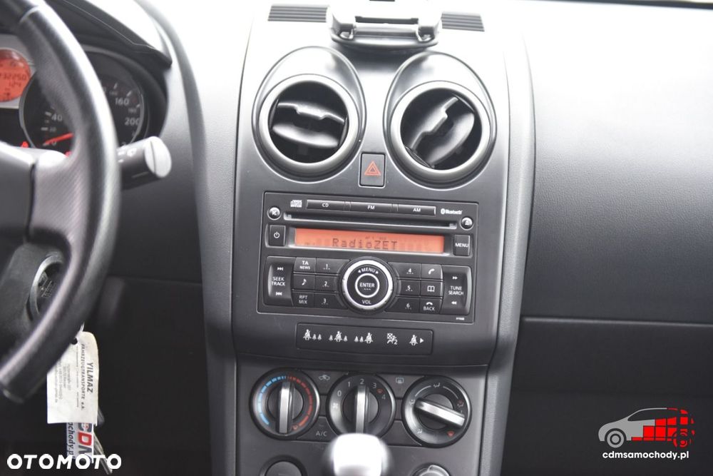 Nissan Qashqai - 23