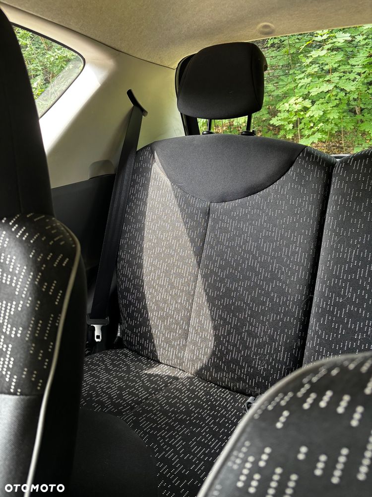 Peugeot 107 1.0 Urban Move - 17