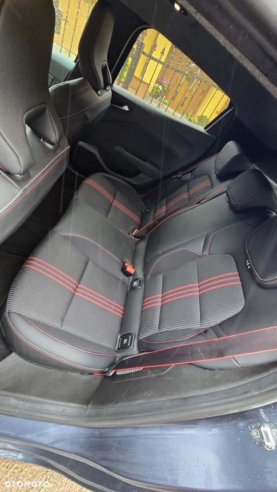 Renault Clio - 18