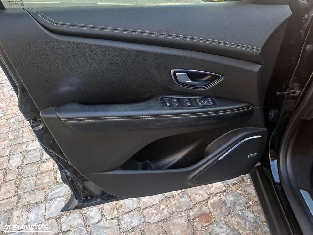 Renault Grand Scénic 1.6 dCi Bose Edition EDC SS - 9