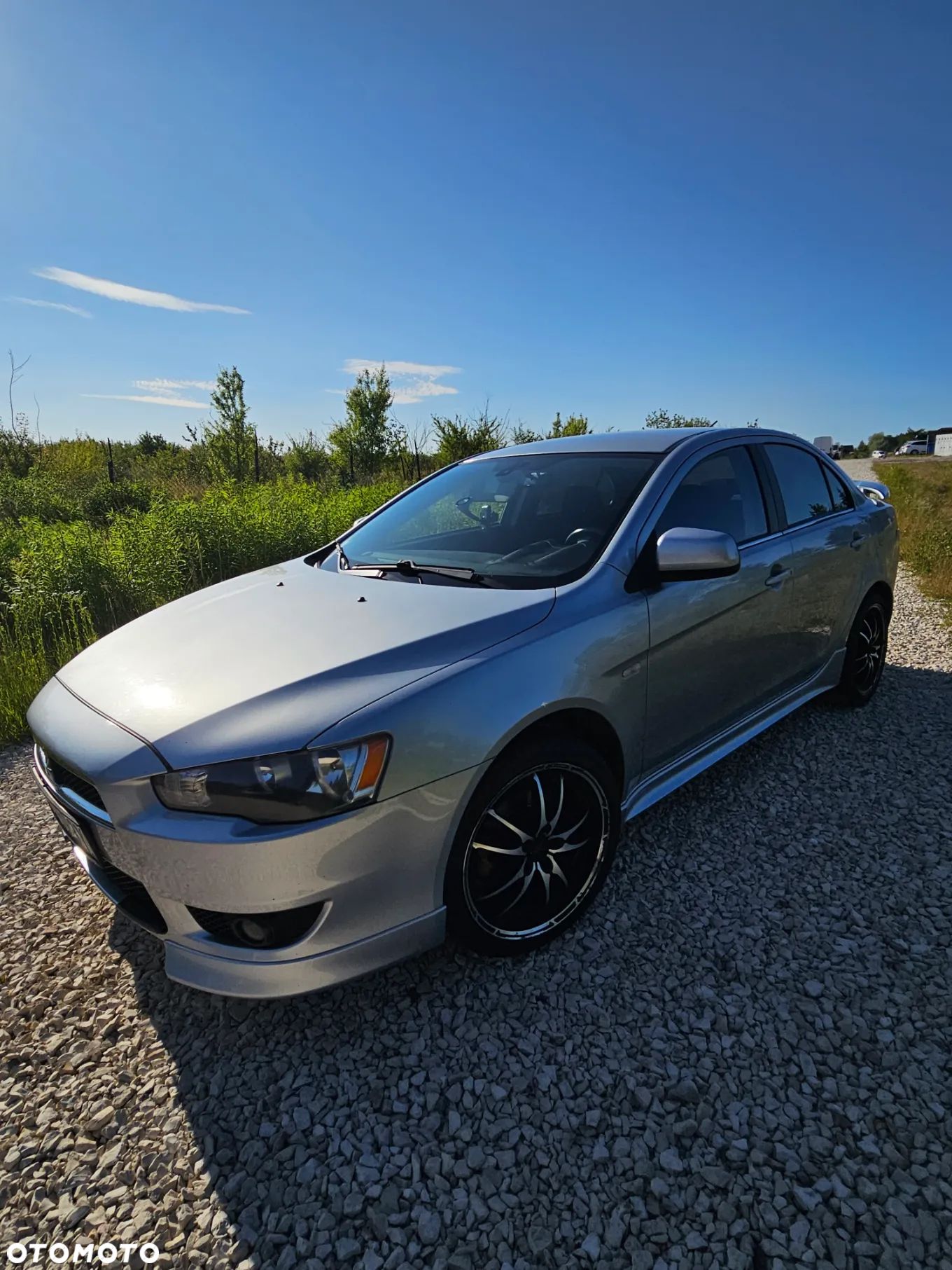 Mitsubishi Lancer - 1
