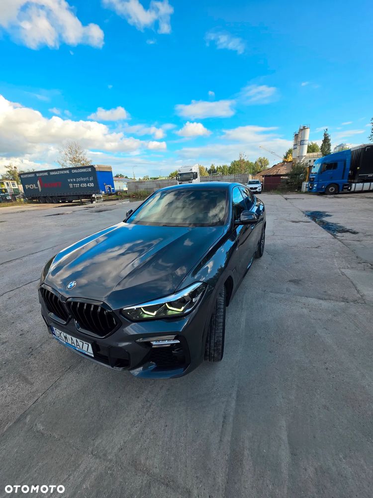 BMW X6 xDrive40d mHEV - 8