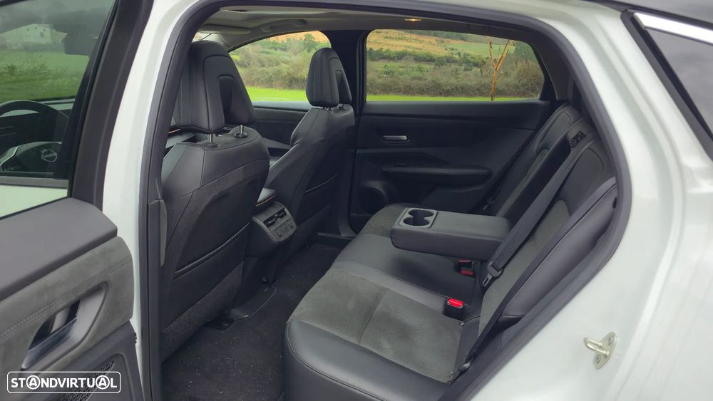 Nissan Ariya 87 kWh Evolve Carr. 22kW - 10