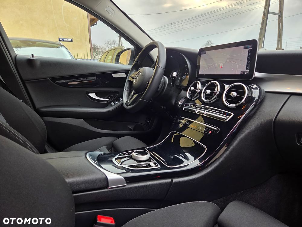 Mercedes-Benz Klasa C 200 d 9G-TRONIC - 14