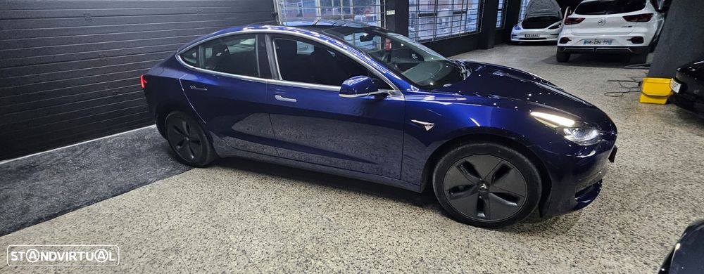 Tesla Model 3 - 2