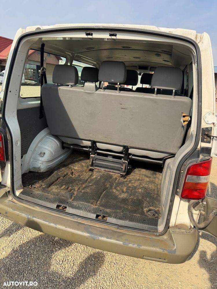 Volkswagen Transporter - 7