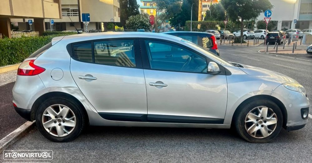 Renault Mégane dCi 90 FAP Paris - 5