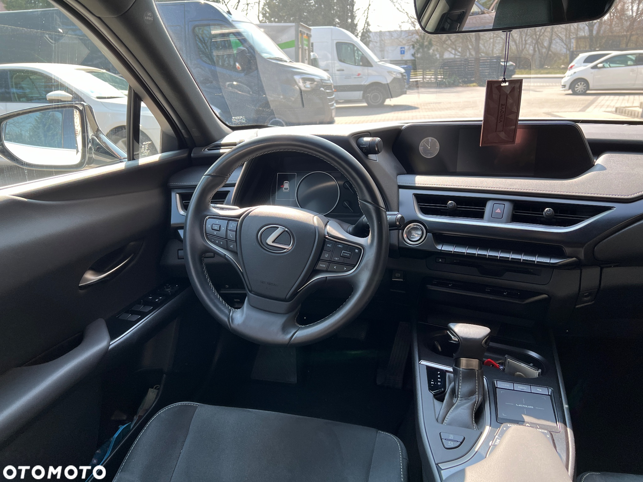 Lexus UX 200 GPF Pure 2WD - 18