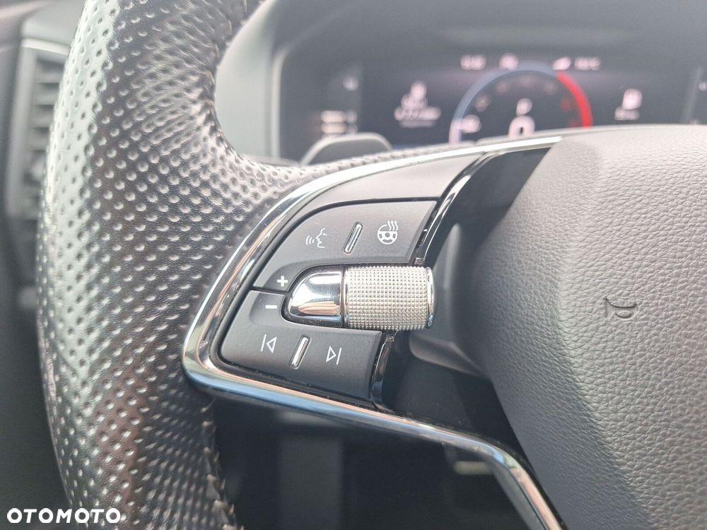 Skoda Karoq 2.0 TDI SCR 4x4 Sportline DSG - 14