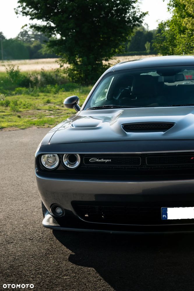 Dodge Challenger 6.4 Scat Pack - 4