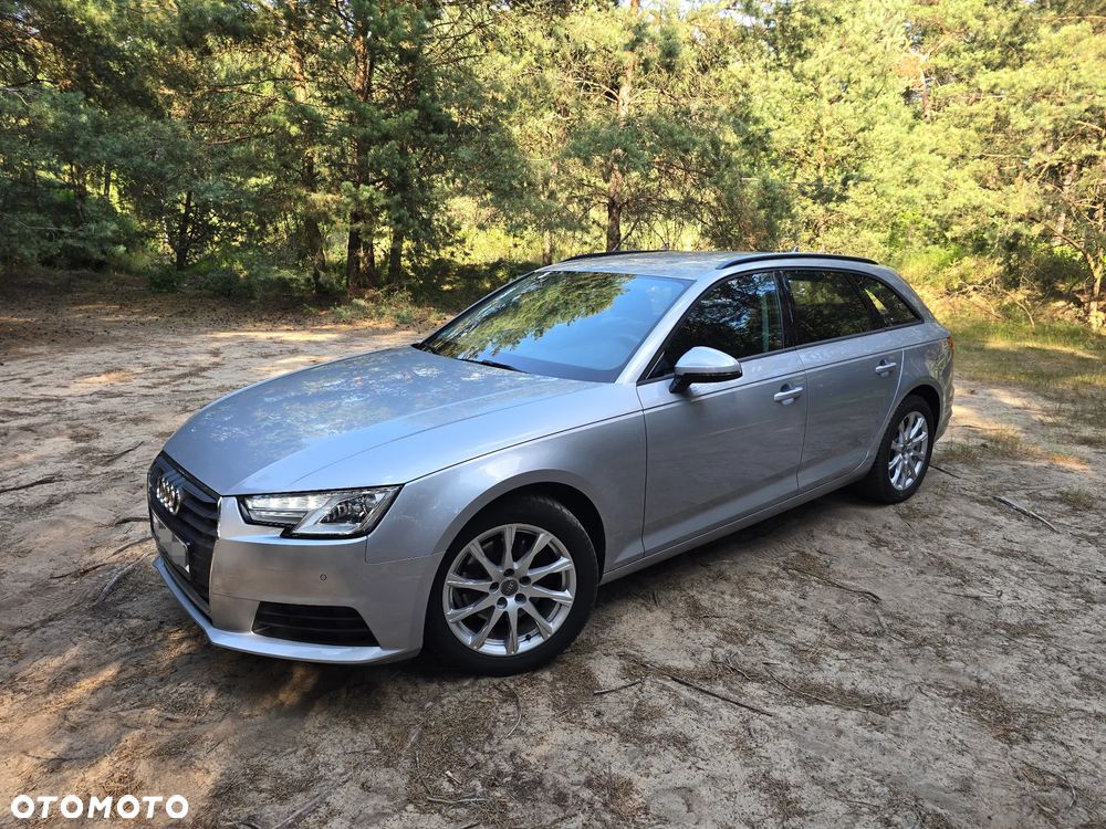 Audi A4 Avant 40 TFSI - 10