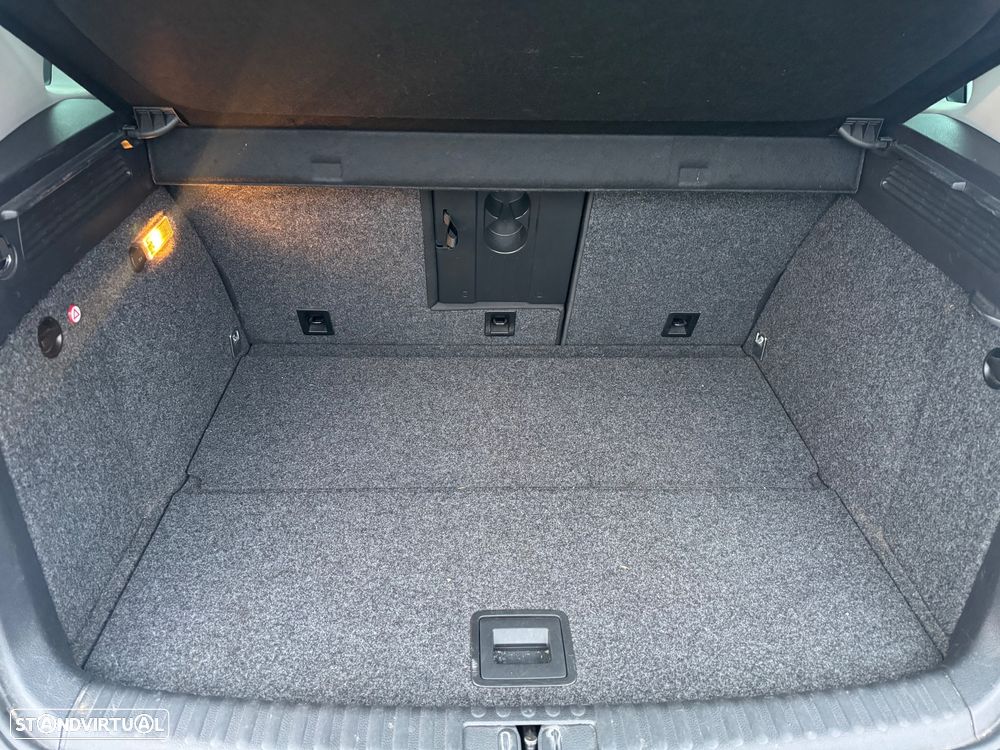 VW Tiguan 2.0 TDi Sport BlueMotion - 35