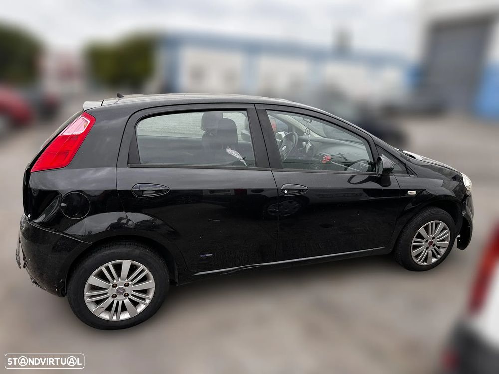 Fiat Grande Punto 1.2i de 2008 para peças - 3