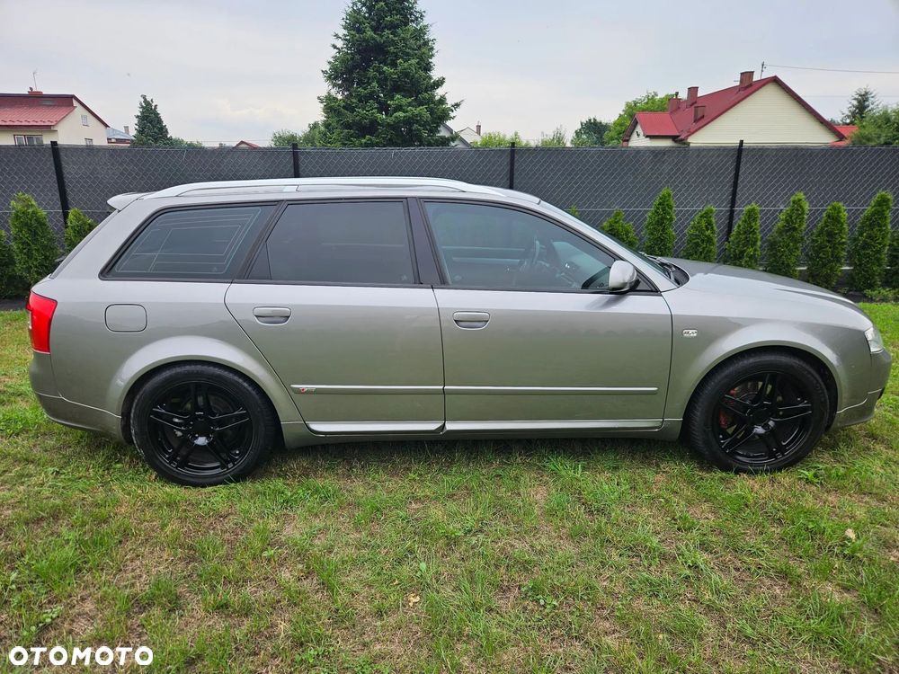 Audi A4 Avant 1.8 T quattro - 12