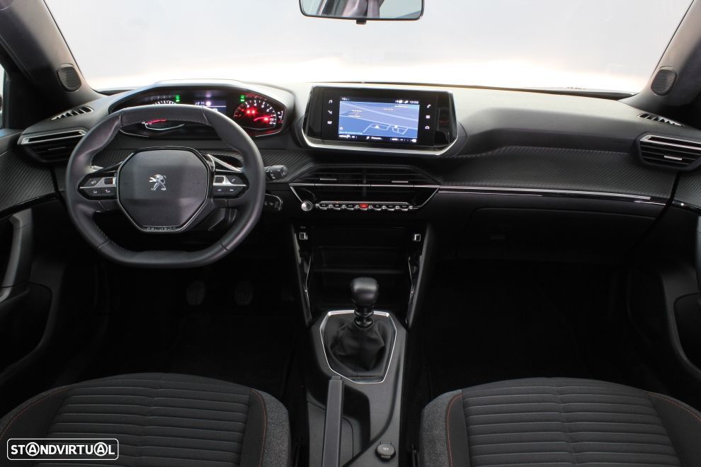 Peugeot 2008 1.2 PureTech Active Pack - 17