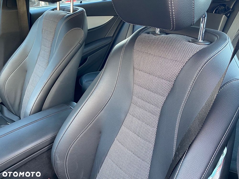 Mercedes-Benz Klasa E - 29