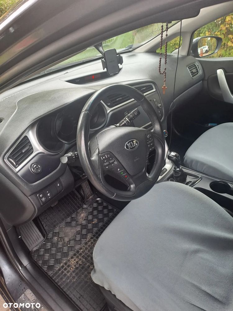 Kia Ceed - 7