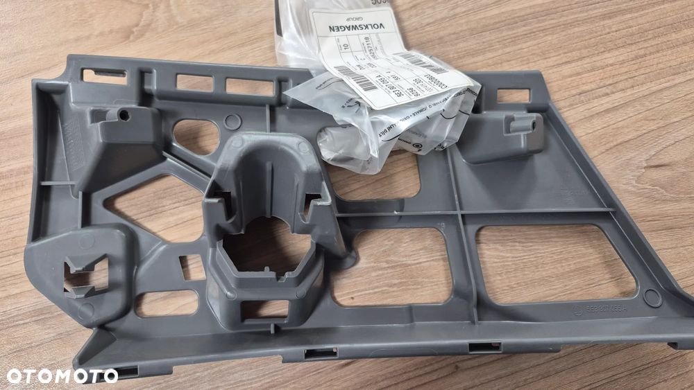 Uchwyt zderzaka lewy - 3