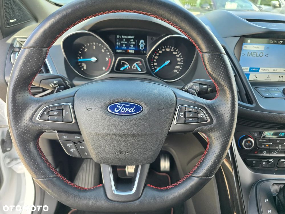 Ford Kuga - 27