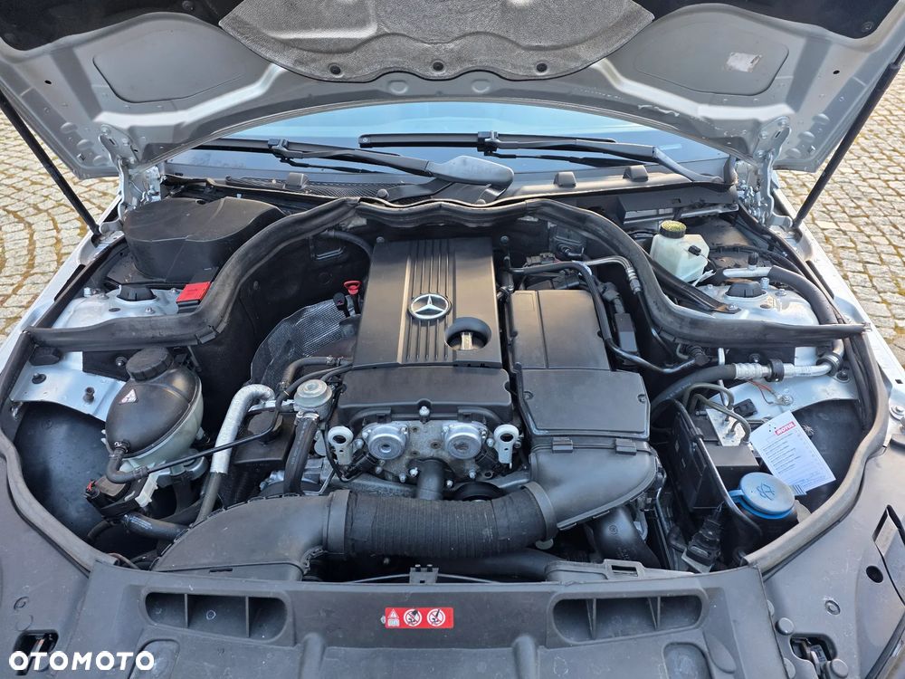 Mercedes-Benz Klasa C 200 7G-TRONIC Avantgarde Edition - 24