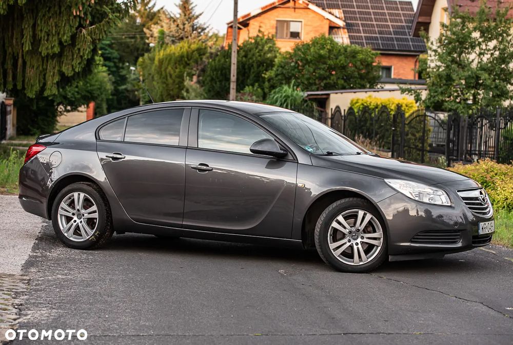 Opel Insignia - 10