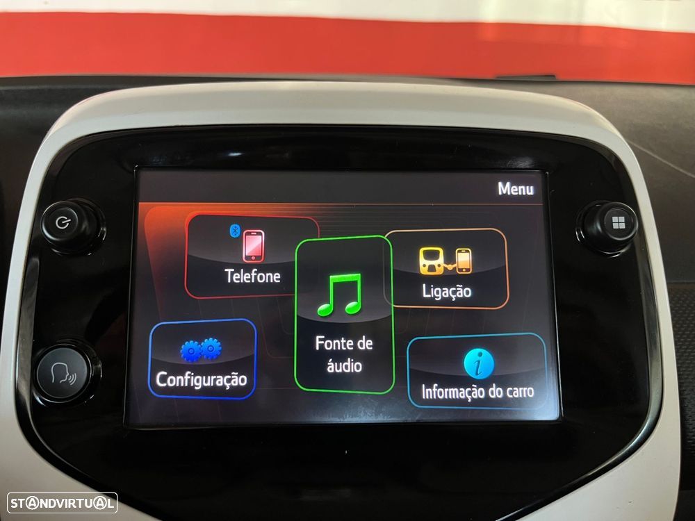 Citroën C1 1.2 VTi Shine — fotografia 11