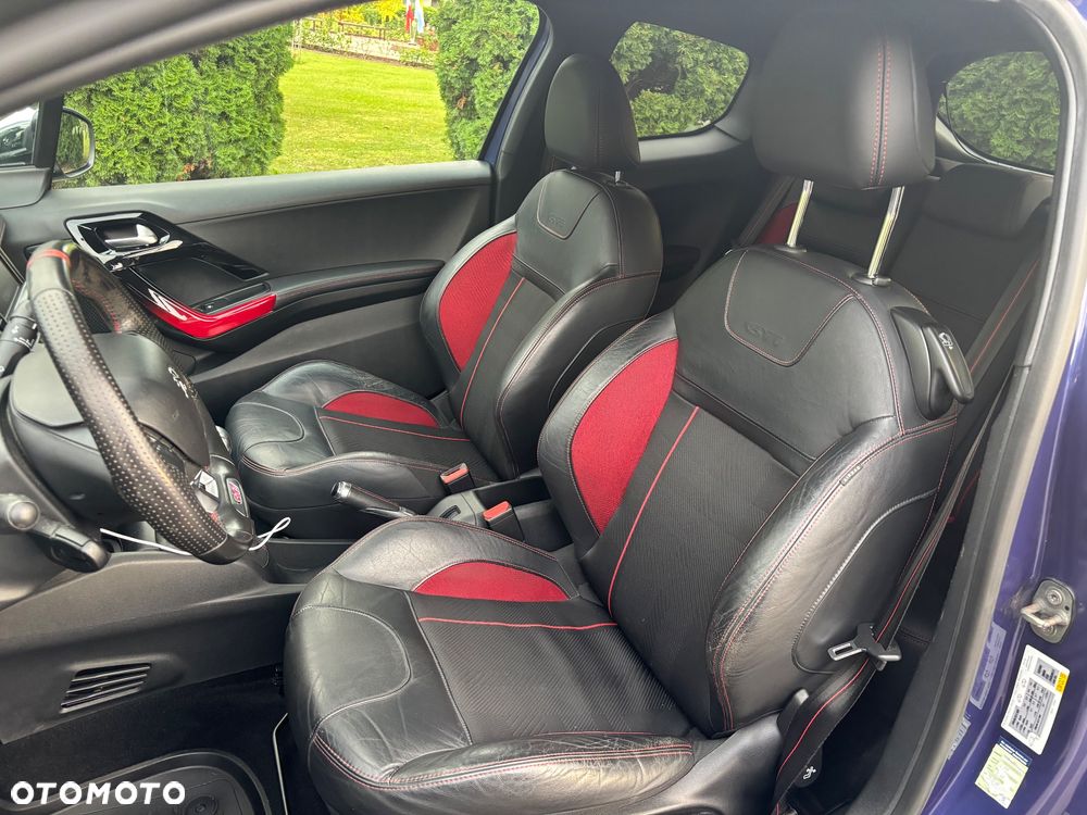 Peugeot 208 1.6 THP GTi - 24