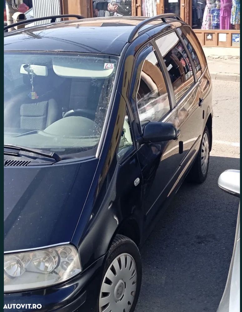 Volkswagen Sharan 1.9TDI 4Motion Comfortline - 5