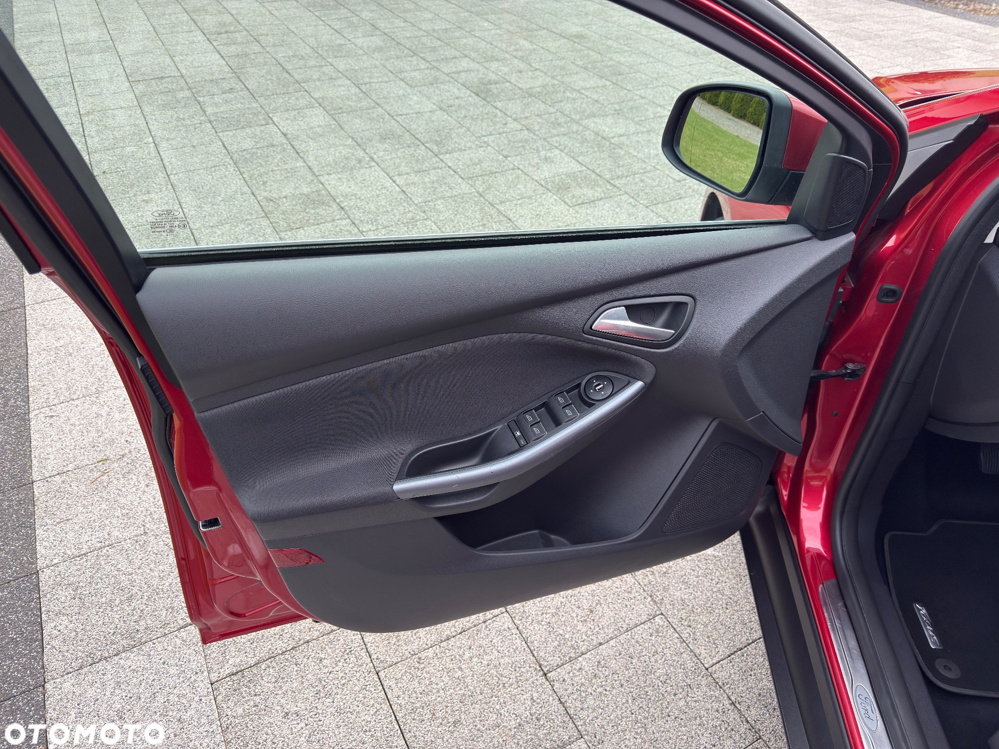 Ford Focus Turnier 1.0 EcoBoost Start-Stopp-System Titanium - 6