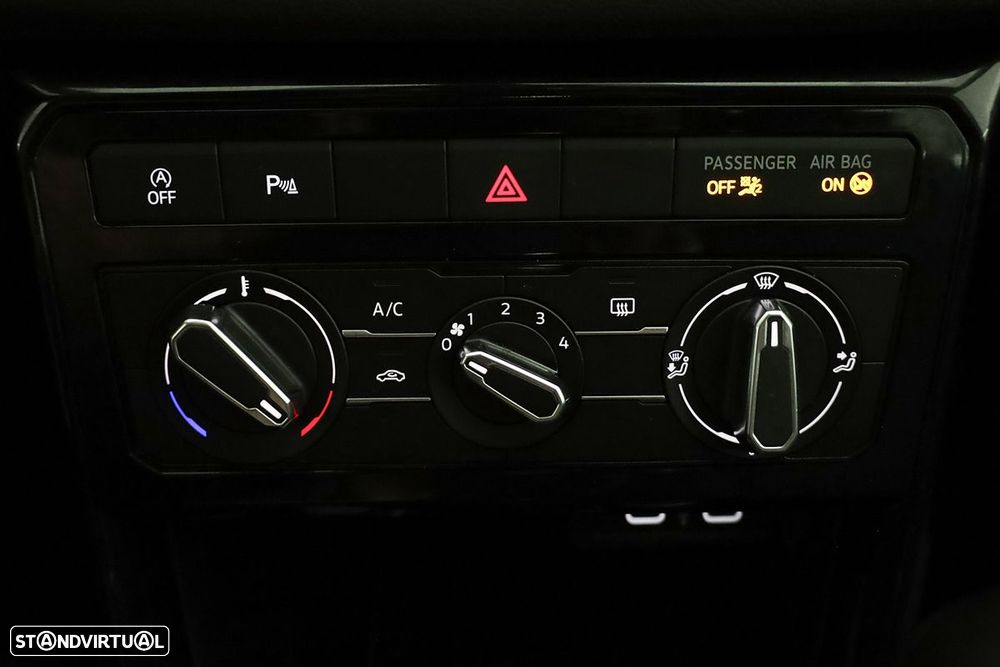 VW T-Cross 1.0 TSI Urban - 12