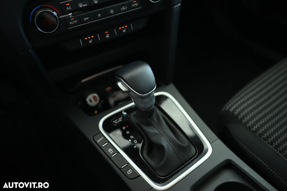 Kia XCeed 1.5 T-GDI OPF DCT7 VISION - 13