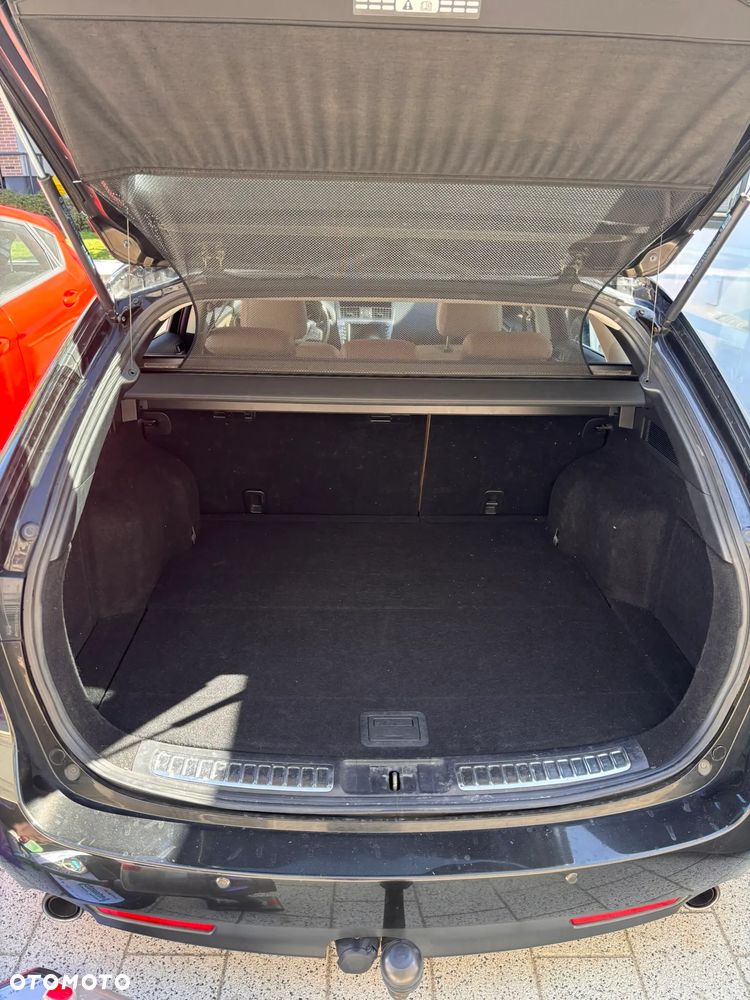 Mazda 6 2.0 Exclusive + - 22